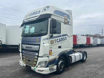 Vetopöytäauto DAF XF 480