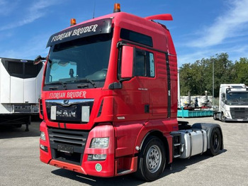Vetopöytäauto MAN TGX 18.460