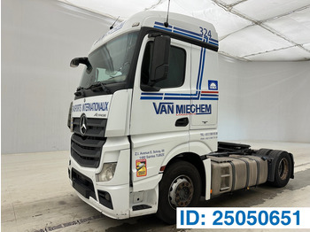Vetopöytäauto MERCEDES-BENZ Actros 1842