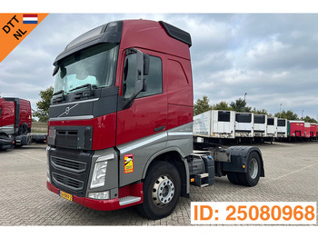 Vetopöytäauto VOLVO FH 420