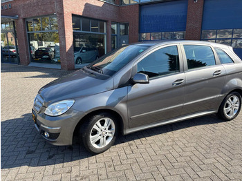 Henkilöauto MERCEDES-BENZ
