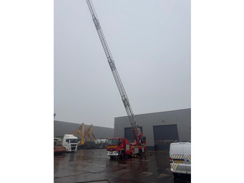 Leasing Iveco 130E23 4x2 Firetruck Iveco 130E23 4x2 Firetruck: kuva Leasing Iveco 130E23 4x2 Firetruck Iveco 130E23 4x2 Firetruck