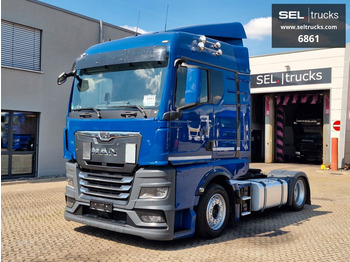 Vetopöytäauto MAN TGX 18.510