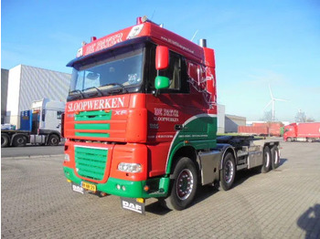Koukkulava kuorma-auto DAF XF 105 410