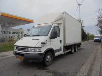 Jakeluauto IVECO Daily