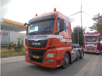 Vetopöytäauto MAN TGX XL