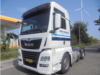 Vetopöytäauto MAN TGX 26.500
