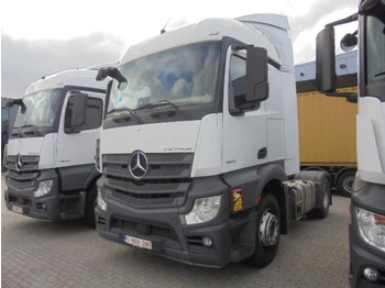 Vetopöytäauto MERCEDES-BENZ Actros 1943