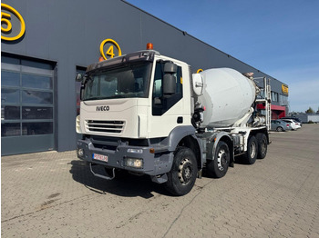 Betoniauto IVECO Trakker