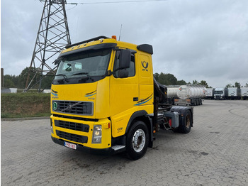 Vetopöytäauto VOLVO FH12 420