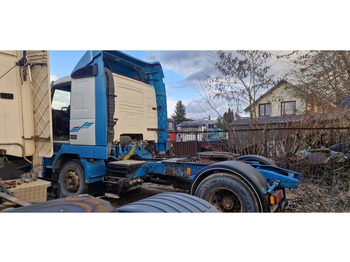 Vetopöytäauto Volvo FH 12.420: kuva Vetopöytäauto Volvo FH 12.420