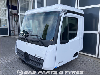 Ohjaamo ja sisustus MERCEDES-BENZ Actros