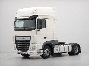 Vetopöytäauto DAF XF 480