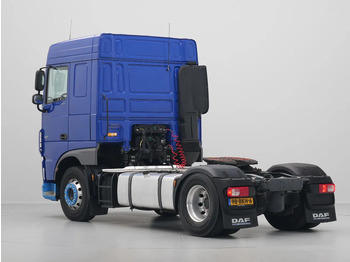 Vetopöytäauto DAF XF 450 FT Space Cab, PTO: kuva Vetopöytäauto DAF XF 450 FT Space Cab, PTO