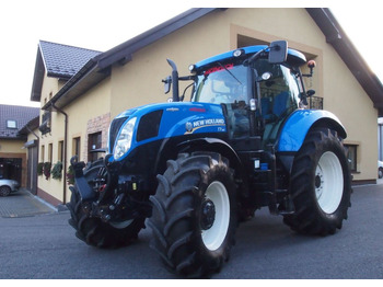 Traktori NEW HOLLAND T7