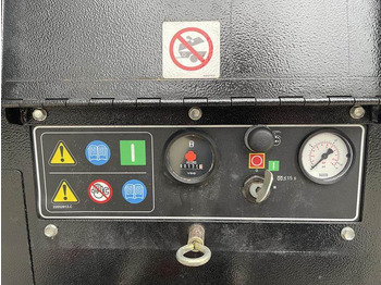 Ilmakompressori Doosan 7 / 31 E - N: kuva Ilmakompressori Doosan 7 / 31 E - N