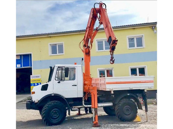 Kippiauto kuorma-auto UNIMOG