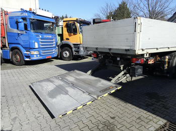 Nosturiauto, Lava-kuorma-auto Scania R440 6X2*4 Kran HMF 3000 bis 30 Meter: kuva Nosturiauto, Lava-kuorma-auto Scania R440 6X2*4 Kran HMF 3000 bis 30 Meter