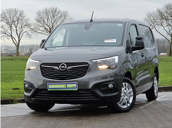 Jakeluauto OPEL