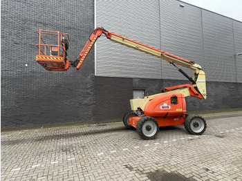 Kuukulkija JLG 600AJ