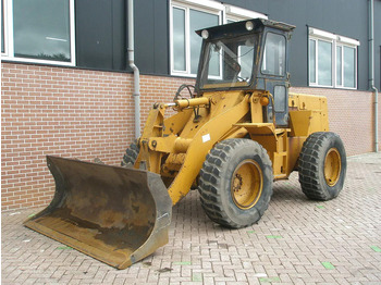 Pyöräkuormaaja KOMATSU