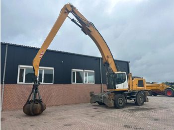 Materiaalinkäsittelykone LIEBHERR