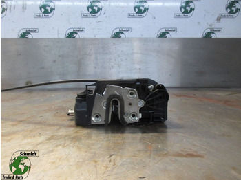 Ohjaamo ja sisustus SCANIA R