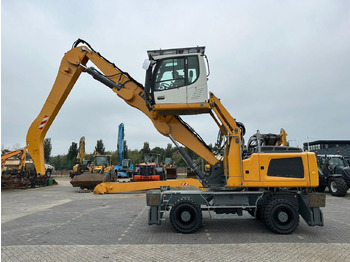 Materiaalinkäsittelykone LIEBHERR LH 30 M