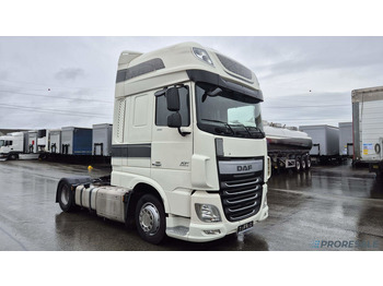 Vetopöytäauto DAF XF 510