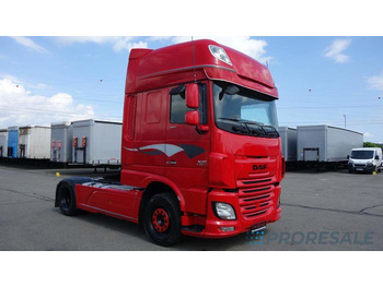 Vetopöytäauto DAF XF 510