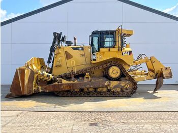 Puskutraktori CATERPILLAR D8T