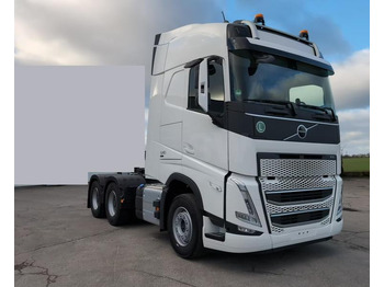 Vetopöytäauto VOLVO FH 540