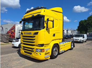 Vetopöytäauto SCANIA R 580