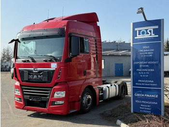 Vetopöytäauto MAN TGX 18.510