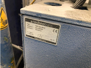 Painokone Technotrans paint conveyor 4x TPB 300-36-12 for 300kg container: kuva Painokone Technotrans paint conveyor 4x TPB 300-36-12 for 300kg container Painokone Technotrans paint conveyor 4x TPB 300-36-12 for 300kg container: kuva Painokone Technotrans paint conveyor 4x TPB 300-36-12 for 300kg container