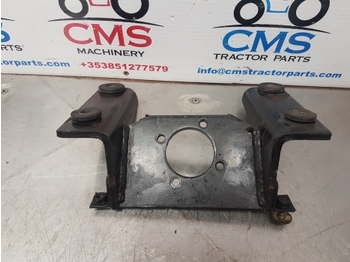 Ohjauslaite - Traktori Ford 10, 30, Tw Series Wheel Steering Support D5nn3b718d, 83905510, D5nn3b718d: kuva Ohjauslaite - Traktori Ford 10, 30, Tw Series Wheel Steering Support D5nn3b718d, 83905510, D5nn3b718d