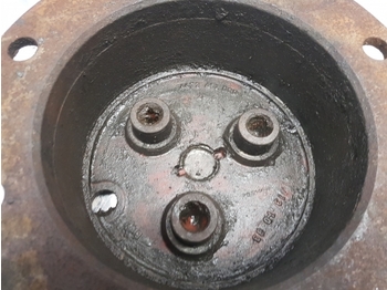 Pyörän napa FORD