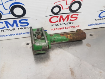 Hydraulipumppu John Deere 3040, 3140, 3640, 3340 Hydraulic Pump Drive Shaft T28263, R38348: kuva Hydraulipumppu John Deere 3040, 3140, 3640, 3340 Hydraulic Pump Drive Shaft T28263, R38348