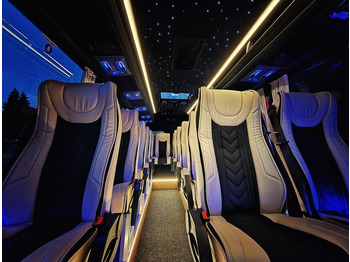 Minibussi MERCEDES-BENZ Sprinter 519