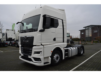 Vetopöytäauto MAN TGX 18.470