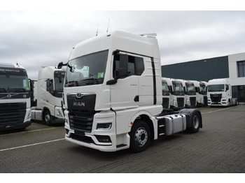 Vetopöytäauto MAN TGX 18.470