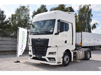Vetopöytäauto MAN TGX 18.470