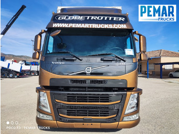 Pressukapelli kuorma-auto VOLVO FM 410 TAUTLINER: kuva Pressukapelli kuorma-auto VOLVO FM 410 TAUTLINER