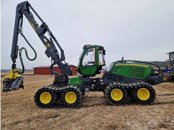 Harvesteri JOHN DEERE