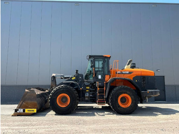 Pyöräkuormaaja DOOSAN DL420