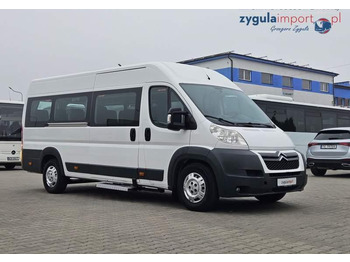 Minibussi CITROËN Jumper