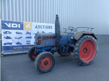 Traktori Lanz-Bulldog D2416: kuva Traktori Lanz-Bulldog D2416
