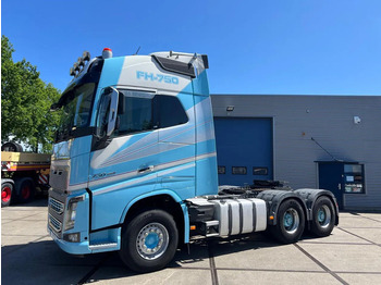 Vetopöytäauto VOLVO FH16 750