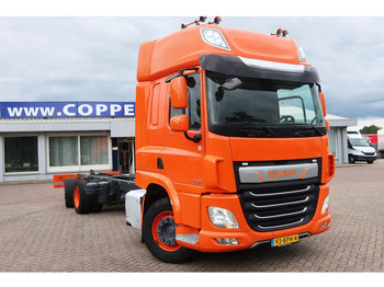 Kuorma-auto alusta DAF CF 450 Chassis Cabine Slaap Cabine 2x Bed: kuva Kuorma-auto alusta DAF CF 450 Chassis Cabine Slaap Cabine 2x Bed