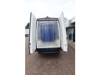 Kylmäauto Mercedes-Benz Sprinter 317 CDI L3/H2 Multi temp, Verplaatsbare tussenwand: kuva Kylmäauto Mercedes-Benz Sprinter 317 CDI L3/H2 Multi temp, Verplaatsbare tussenwand